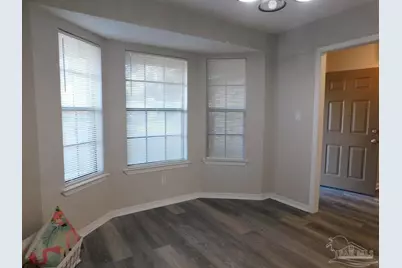 5827 Princeton Dr, Pensacola, FL 32526 - Photo 8