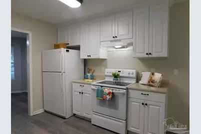 5827 Princeton Dr, Pensacola, FL 32526 - Photo 12