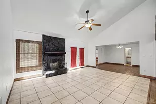 101 Thurston Pl, Crestview, FL 32536 - Photo 6