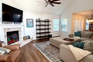 3110 Leesburg Square, Pensacola, FL 32504 - Photo 4