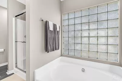 1250 La Paz St, Pensacola, FL 32506 - Photo 32