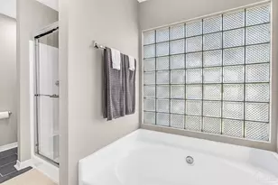 1250 La Paz St, Pensacola, FL 32506 - Photo 32