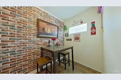 10 N Jamaica St, Pensacola, FL 32507 - Photo 14