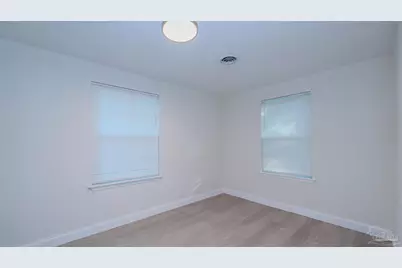 303 Chaseville St, Pensacola, FL 32507 - Photo 24