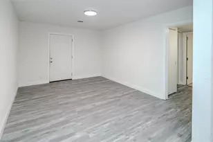 303 Chaseville St, Pensacola, FL 32507 - Photo 22