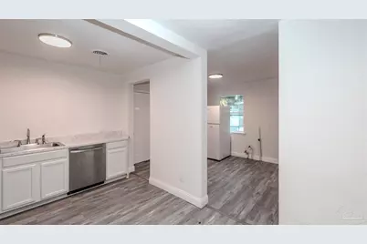 303 Chaseville St, Pensacola, FL 32507 - Photo 8