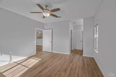 5870 Spanish Trail #Unit E, Pensacola, FL 32504 - Photo 16