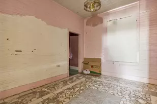 426 Front St, Century, FL 32535 - Photo 34