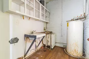 426 Front St, Century, FL 32535 - Photo 26