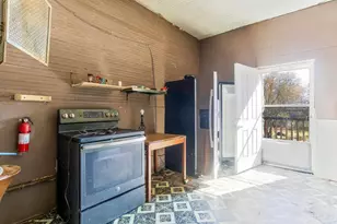 426 Front St, Century, FL 32535 - Photo 28