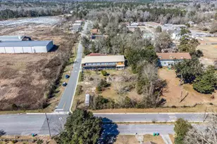 426 Front St, Century, FL 32535 - Photo 22