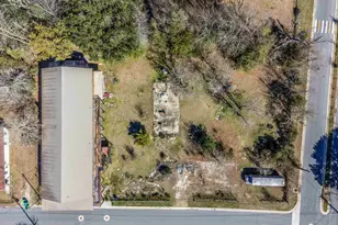 426 Front St, Century, FL 32535 - Photo 20