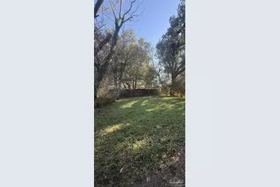 502 New York Dr, Pensacola, FL 32505 - Photo 2