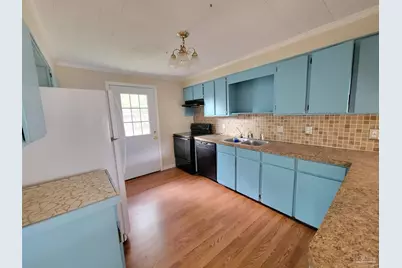 415 Rhoda St, Pensacola, FL 32503 - Photo 4