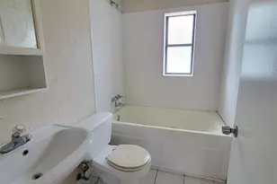 415 Rhoda St, Pensacola, FL 32503 - Photo 8