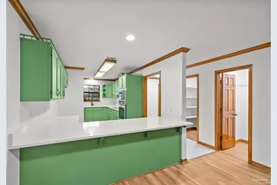 6304 White Oak Dr, Pensacola, FL 32503 - Photo 14