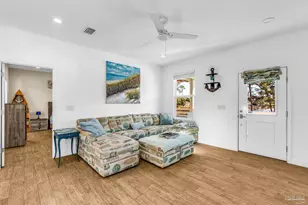 407 S 2nd St, Pensacola, FL 32507 - Photo 14