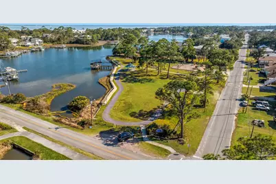 407 S 2nd St, Pensacola, FL 32507 - Photo 44