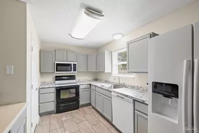 5247 Catalina St, Pace, FL 32571 - Photo 12