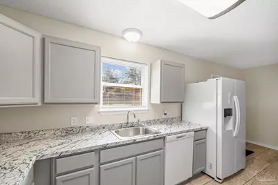 5247 Catalina St, Pace, FL 32571 - Photo 14