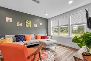 222 Henry St, Pensacola, FL 32507 - Photo 2