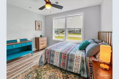 222 Henry St, Pensacola, FL 32507 - Photo 8