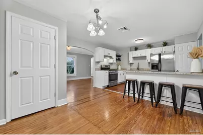 1410 W Gregory St, Pensacola, FL 32502 - Photo 8