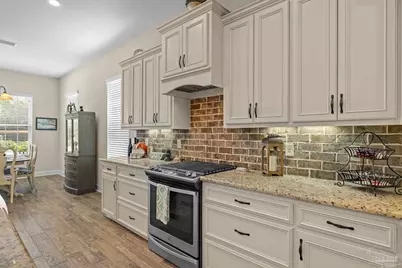 8841 Marsh Elder Dr, Pensacola, FL 32526 - Photo 12