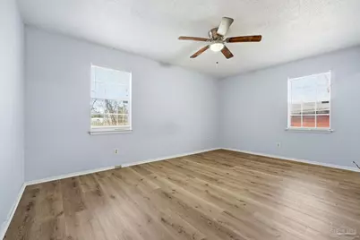 6430 W 9 Mile Rd, Pensacola, FL 32526 - Photo 12