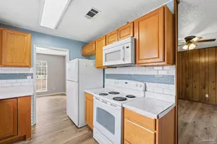 6430 W 9 Mile Rd, Pensacola, FL 32526 - Photo 8