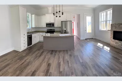 605 S N St, Pensacola, FL 32502 - Photo 10