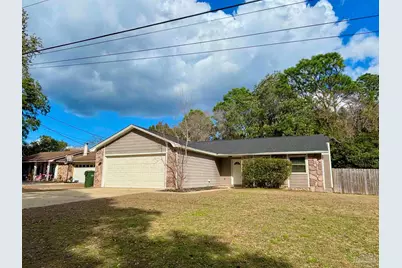 2912 Breckenridge Dr, Pensacola, FL 32526 - Photo 1