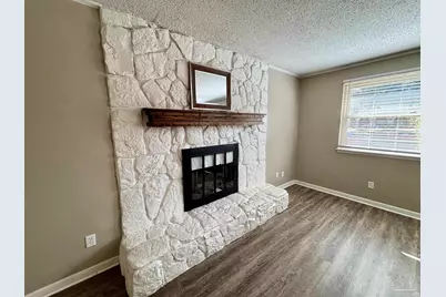 2912 Breckenridge Dr, Pensacola, FL 32526 - Photo 6