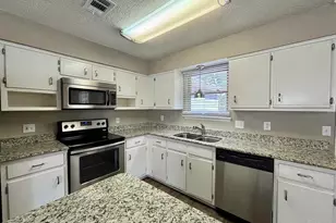 2912 Breckenridge Dr, Pensacola, FL 32526 - Photo 10