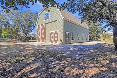 5144 Soundside Dr, Gulf Breeze, FL 32563 - Photo 34