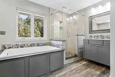 5144 Soundside Dr, Gulf Breeze, FL 32563 - Photo 24