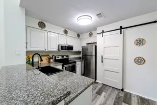 5001 Grande Dr, Pensacola, FL 32504 - Photo 8