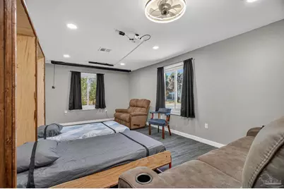 536 S 2nd St, Pensacola, FL 32507 - Photo 14