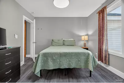 536 S 2nd St, Pensacola, FL 32507 - Photo 22