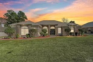 2099 Juno Cir, Pensacola, FL 32526 - Photo 2