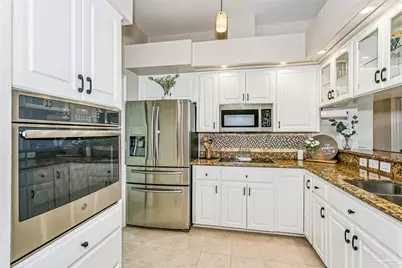 2099 Juno Cir, Pensacola, FL 32526 - Photo 8