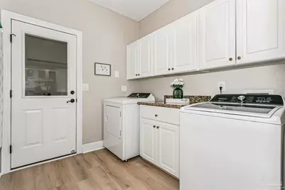 2099 Juno Cir, Pensacola, FL 32526 - Photo 32