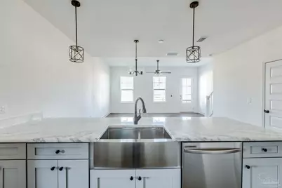 1409 Madelyn Woods Dr, Pensacola, FL 32506 - Photo 12