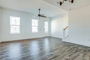 1409 Madelyn Woods Dr, Pensacola, FL 32506 - Photo 8