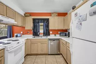 810 Hanover Dr, Pensacola, FL 32526 - Photo 6