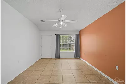 810 Hanover Dr, Pensacola, FL 32526 - Photo 10