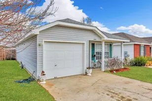 810 Hanover Dr, Pensacola, FL 32526 - Photo 24