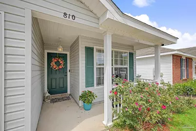 810 Hanover Dr, Pensacola, FL 32526 - Photo 4