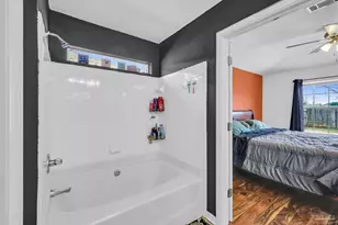 810 Hanover Dr, Pensacola, FL 32526 - Photo 14