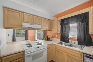 810 Hanover Dr, Pensacola, FL 32526 - Photo 18